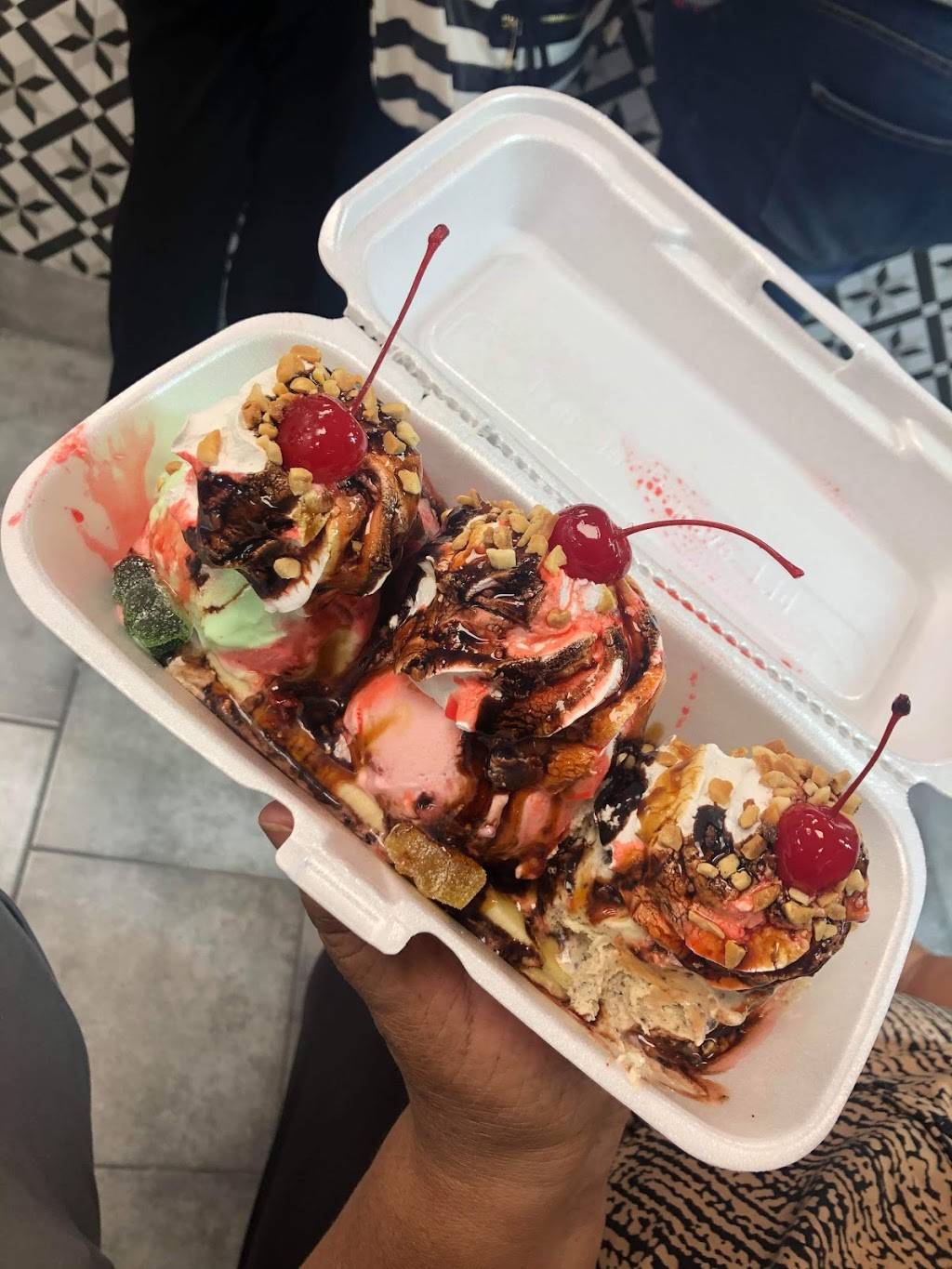 Fruta Xpress | restaurant | 265 E Grauwyler Rd, Irving, TX 75061, USA | 4692767097 OR +1 469-276-7097