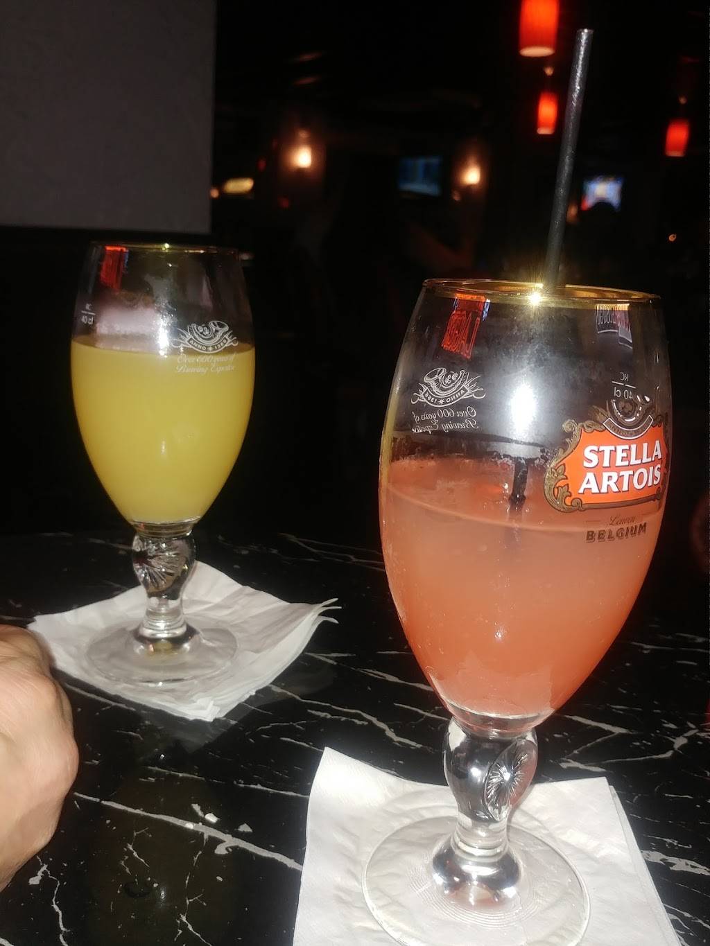 Sunset Bar & Grille | restaurant | 2140 Gunter Ave, Guntersville, AL 35976, USA | 2562640141 OR +1 256-264-0141