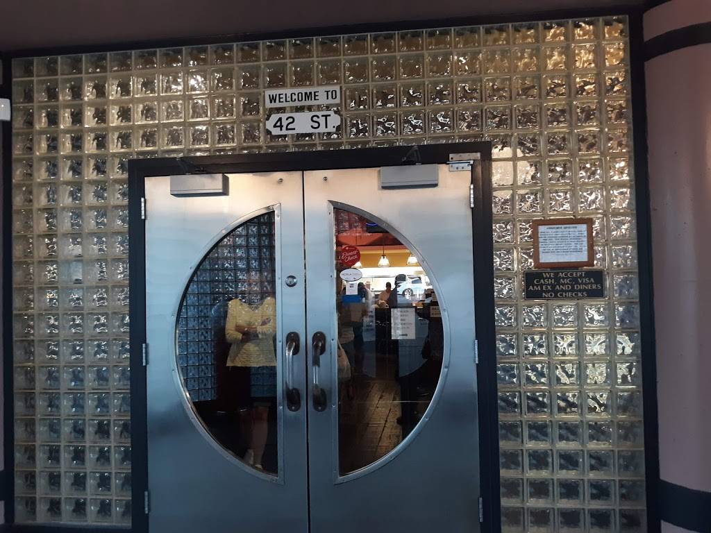 42nd Street Oyster Bar | restaurant | 508 W Jones St, Raleigh, NC 27603, USA | 9198312811 OR +1 919-831-2811