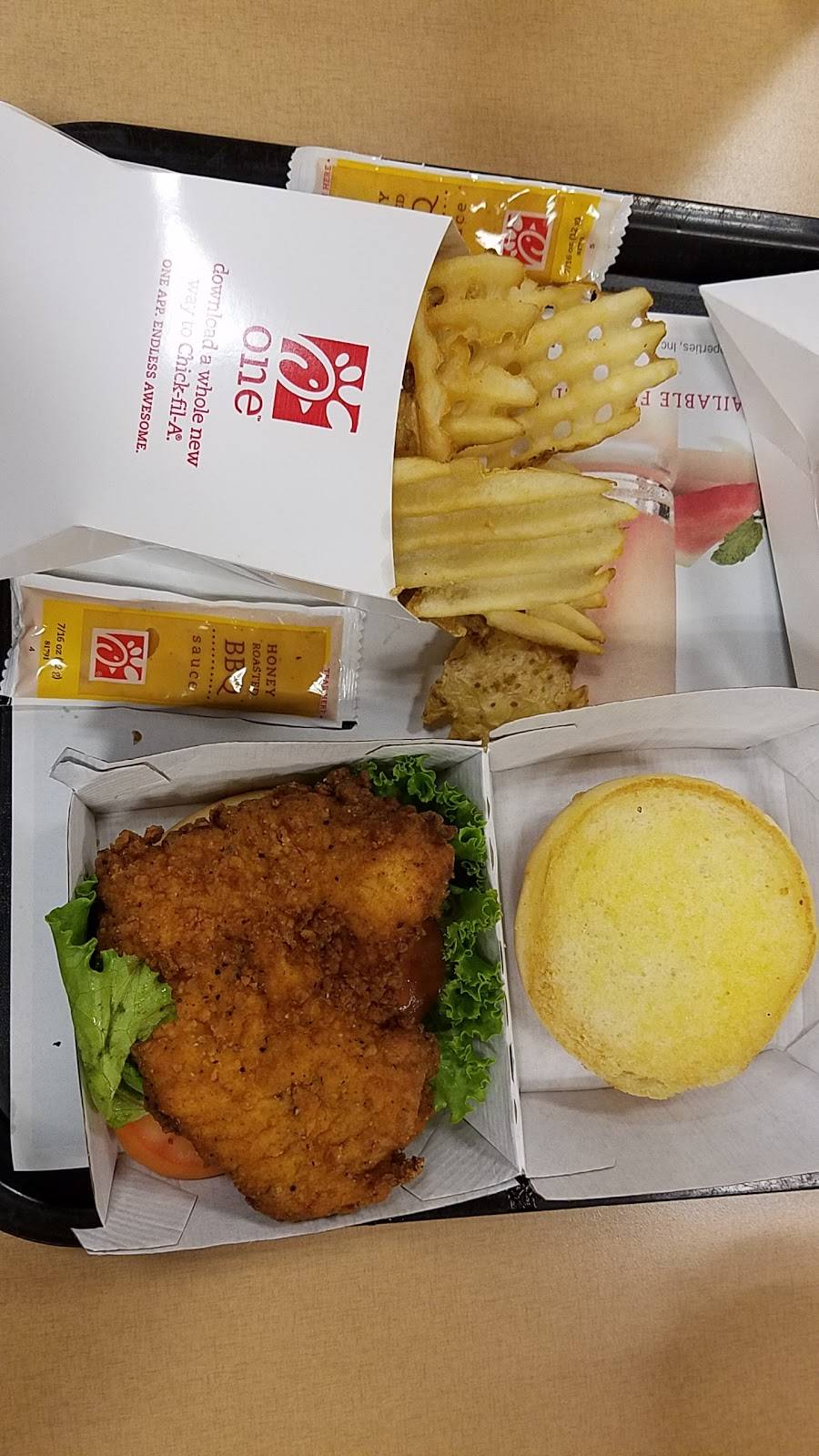 Chick-fil-A | restaurant | 256 W Lee Hwy, Warrenton, VA 20186, USA | 5403479791 OR +1 540-347-9791