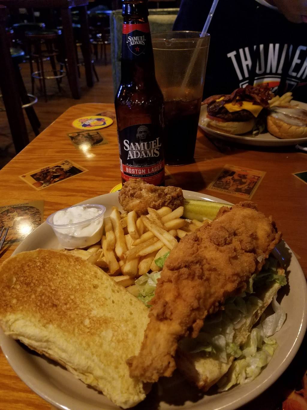 Tullys Good Times Fairmount | restaurant | Fairmount Fair, 3355 W Genesee St, Syracuse, NY 13219, USA | 3154889322 OR +1 315-488-9322