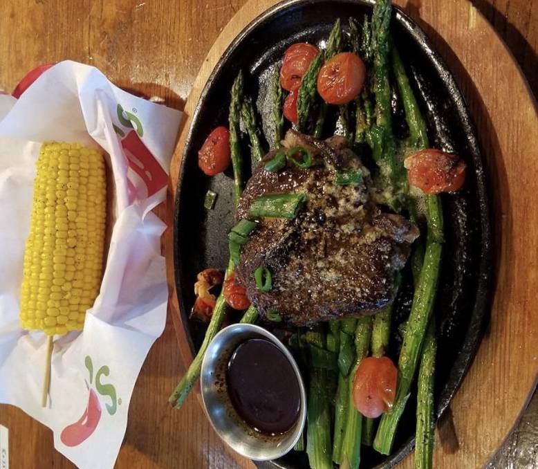 4th Quarter Sports Grill | restaurant | 7460 S Westmoreland Rd, Dallas, TX 75237, USA | 9725721910 OR +1 972-572-1910