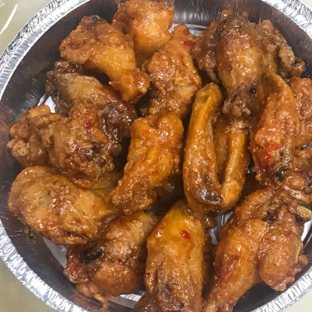 Yummy Yummy Family | restaurant | 250 E 204th St, Bronx, NY 10458, USA | 7185618888 OR +1 718-561-8888