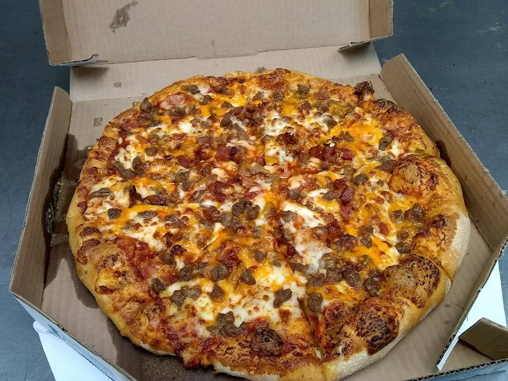 Dominos Pizza | meal delivery | 2835 SE California Ave, Topeka, KS 66605, USA | 7852676400 OR +1 785-267-6400
