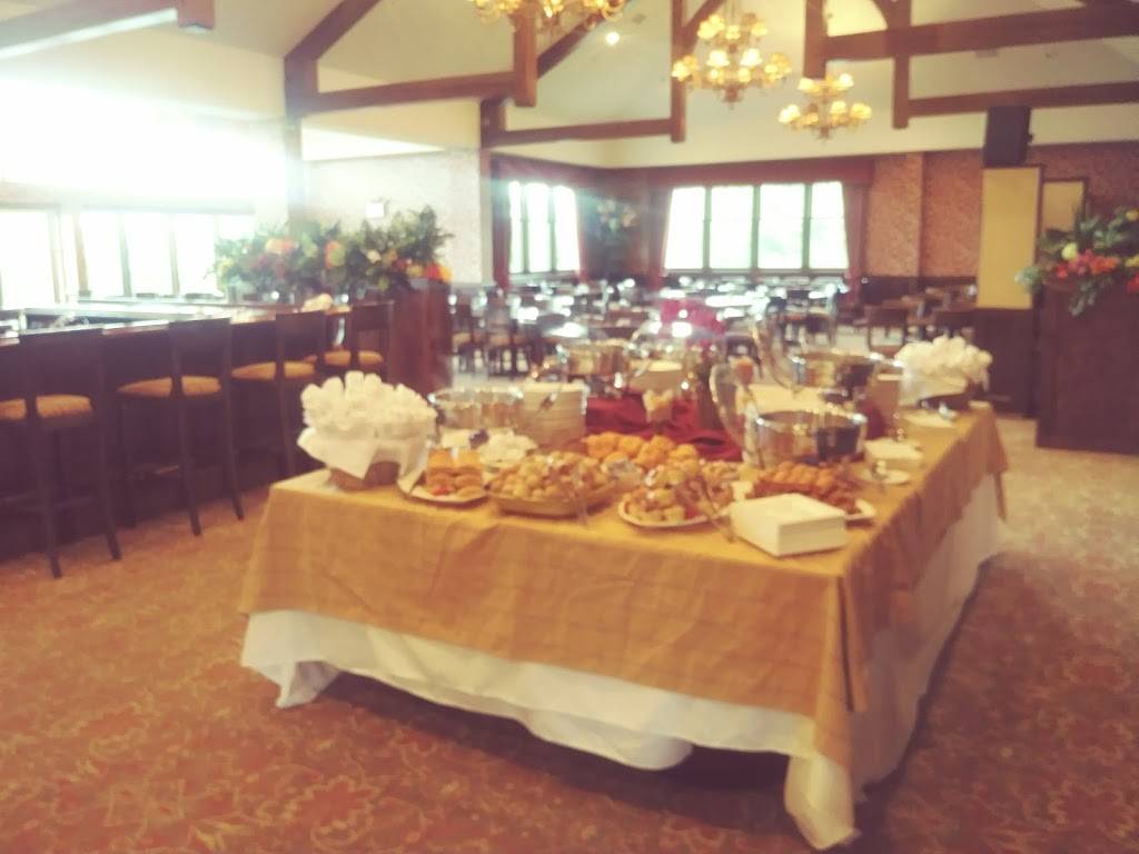 Sunset Green Restaurant & Bar | restaurant | 140 Wolf Hollow Run Rd, Blakeslee, PA 18610, USA | 5707229901 OR +1 570-722-9901