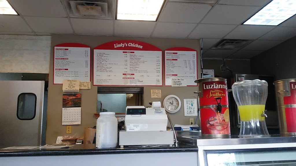 Lindys Fried Chicken | restaurant | 35 River Park Dr, Midway, FL 32343, USA | 8505804002 OR +1 850-580-4002