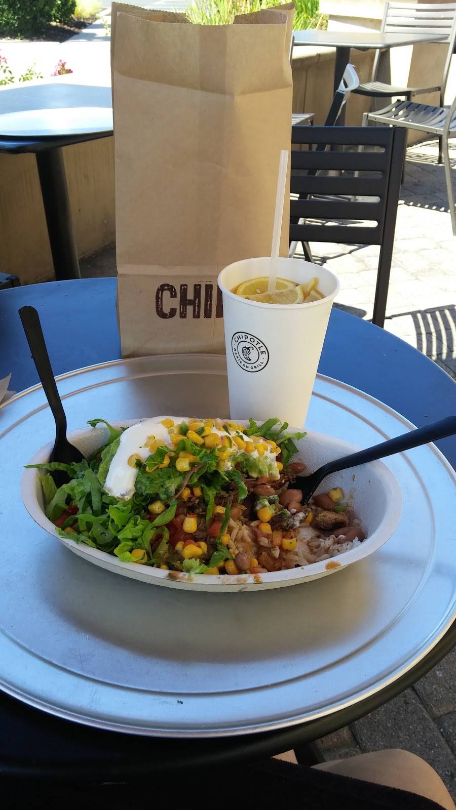 Chipotle Mexican Grill | restaurant | 3988 Douglas Blvd Ste 140, Roseville, CA 95661, USA | 9167869218 OR +1 916-786-9218