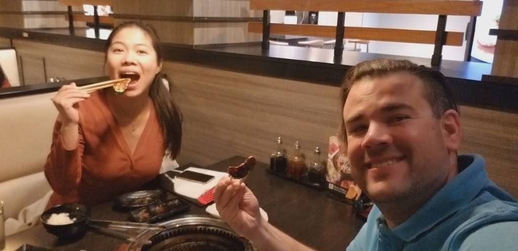 Gyu-Kaku Japanese BBQ | restaurant | 47 E Chicago Ave #108, Naperville, IL 60540, USA | 6305368270 OR +1 630-536-8270