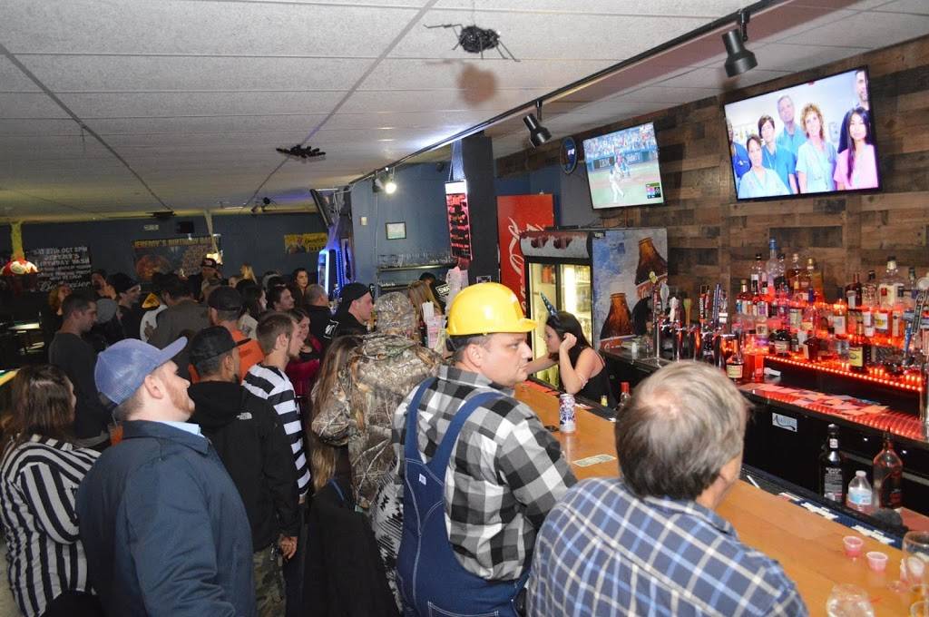 Germanos Bar & Grill | restaurant | 493 Westchester Rd, Colchester, CT 06415, USA | 8602672018 OR +1 860-267-2018