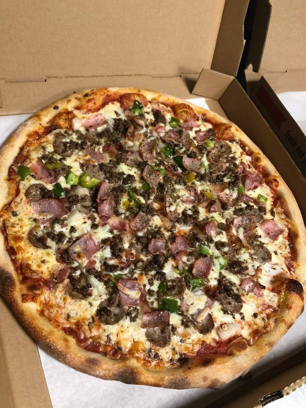 Maks Roast Beef & Pizza | meal takeaway | 20 Central St, Norwood, MA 02062, USA | 7817694484 OR +1 781-769-4484