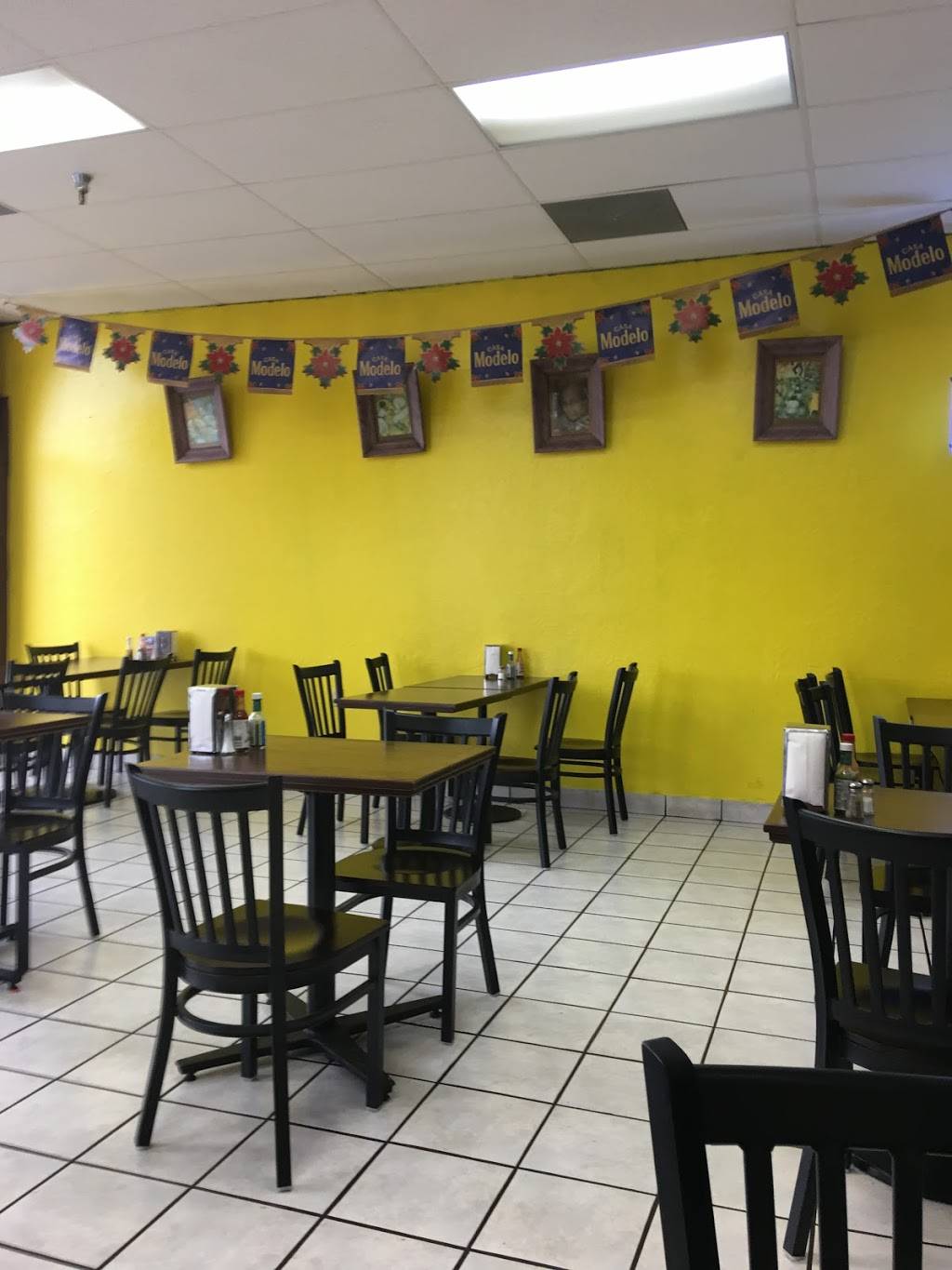 Los Perez Restaurant | restaurant | 3405 S Mooney Blvd, Visalia, CA 93277, USA | 5593722089 OR +1 559-372-2089