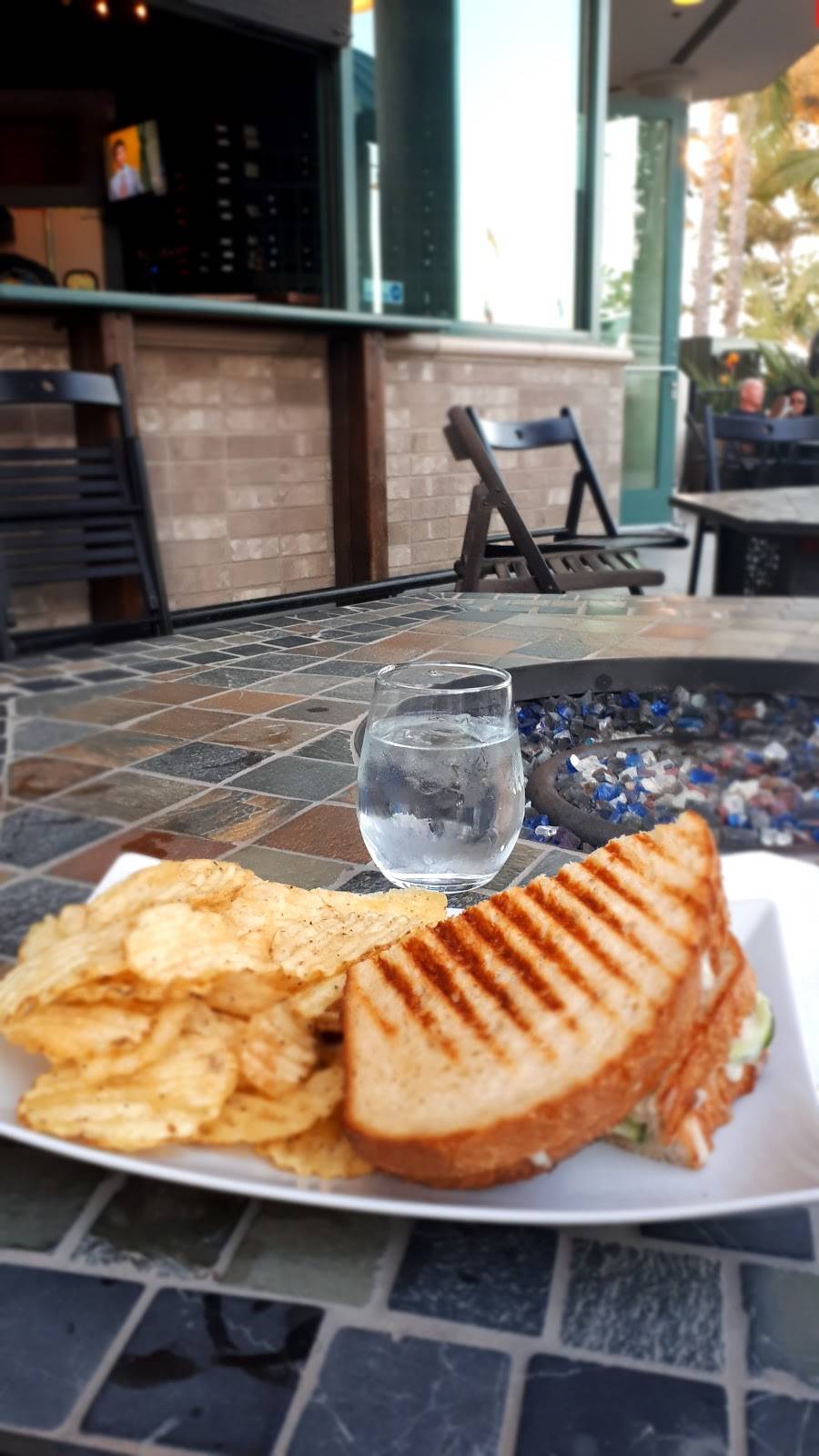 Marina Wine Bar | restaurant | 194 N Marina Dr #101, Long Beach, CA 90803, USA | 5623352301 OR +1 562-335-2301