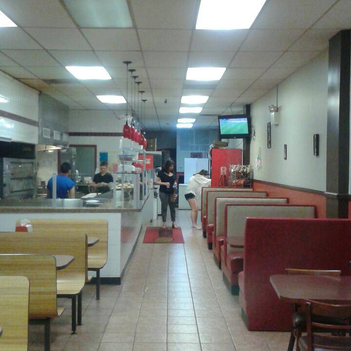 Italian Delight | meal delivery | 1465 W Broad St #23, Quakertown, PA 18951, USA | 2155387104 OR +1 215-538-7104