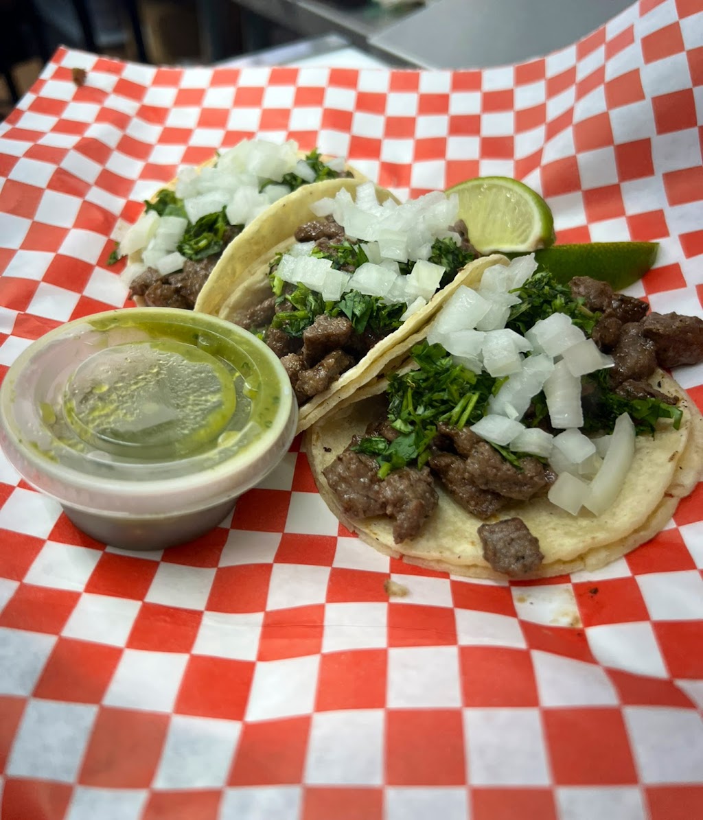 Juniors Tacos | restaurant | 13102 Bissonnet St, Houston, TX 77099, USA | 7132011112 OR +1 713-201-1112