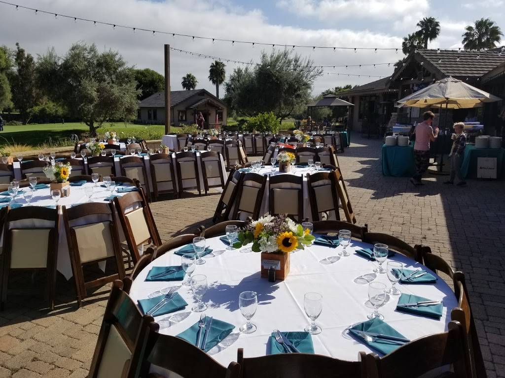 19 Sports Bar & Grill | restaurant | 32120 San Juan Creek Rd, San Juan Capistrano, CA 92675, USA | 9492401919 OR +1 949-240-1919