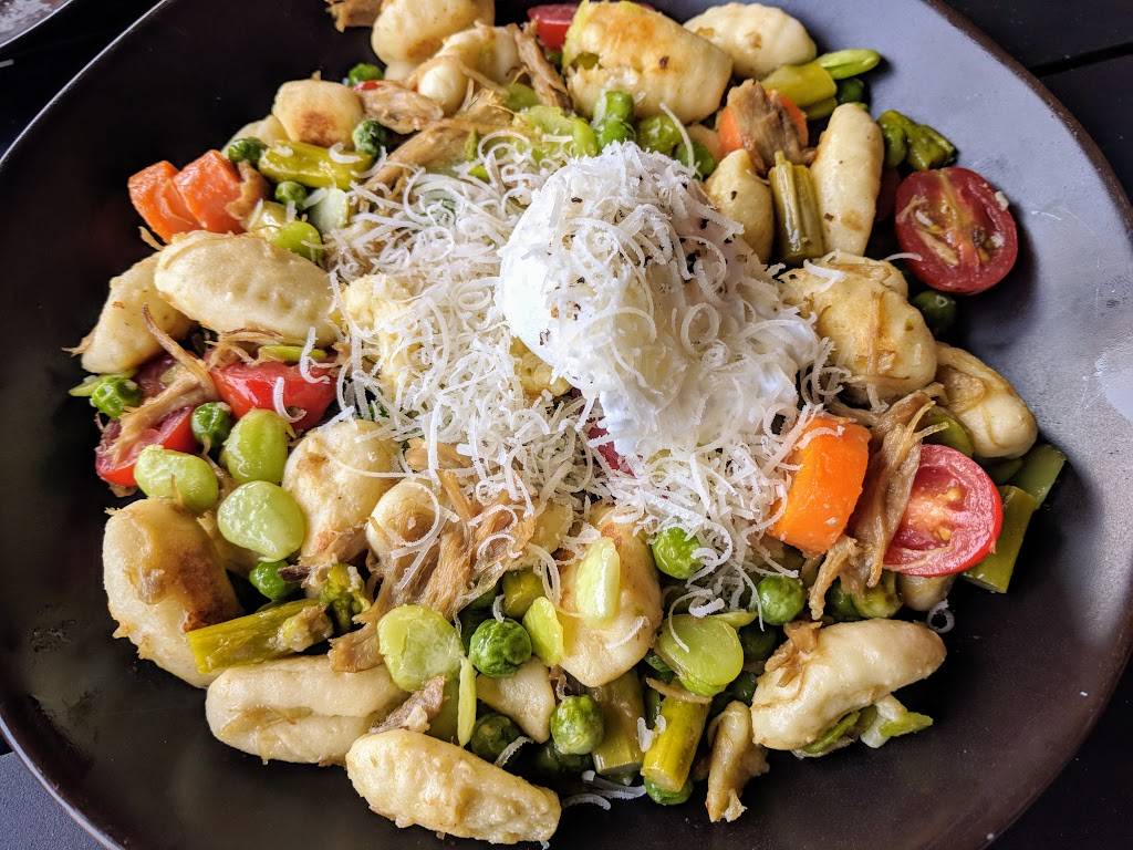 Victoria Gastro Pub | restaurant | 8201 Snowden River Pkwy, Columbia, MD 21045, USA | 4107501880 OR +1 410-750-1880