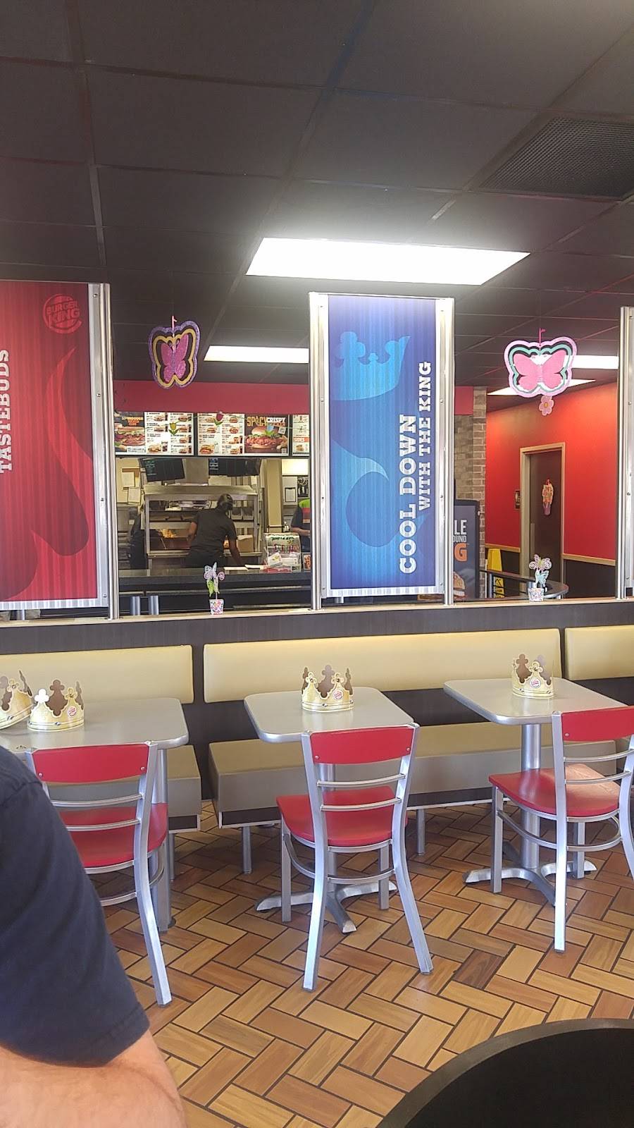 Burger King | restaurant | 5021 Som Center Rd, Willoughby, OH 44094, USA | 4409530390 OR +1 440-953-0390