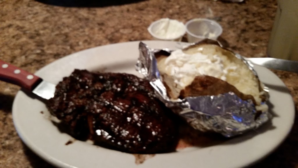 Fairways Bar & Grill | restaurant | 8256 Central Ave # B, Toledo, OH 43617, USA | 4195174653 OR +1 419-517-4653