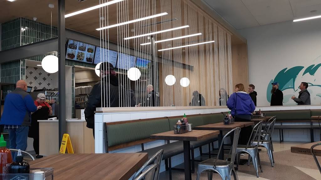 Hawaiian Bros. | restaurant | 101 Armour Rd, North Kansas City, MO 64116, USA | 8166051079 OR +1 816-605-1079