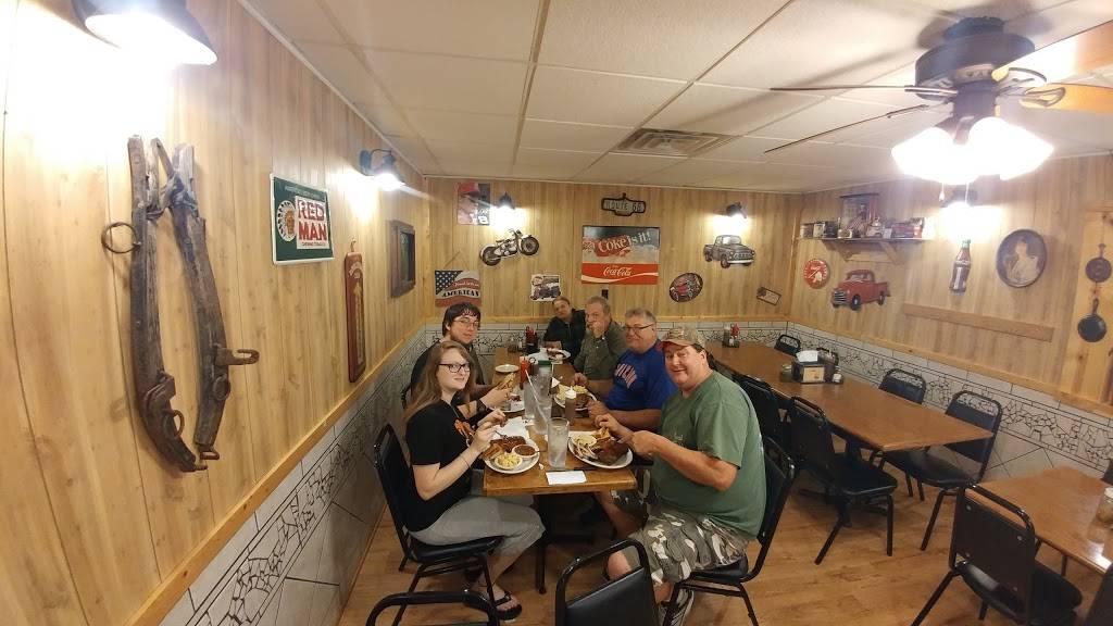 Smokin Pig BBQ | restaurant | 409 W College St, Bowdon, GA 30108, USA | 7702584055 OR +1 770-258-4055