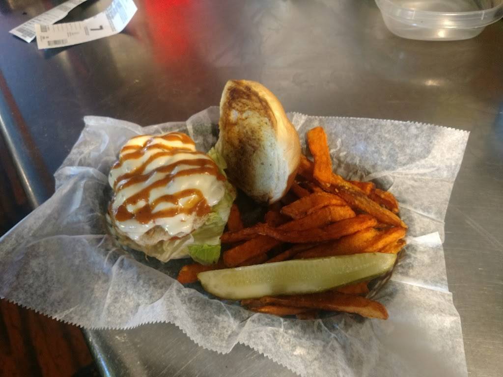 Barbers Grill & Tap Room | restaurant | 22 Main St S, Brockport, NY 14420, USA | 5856372989 OR +1 585-637-2989