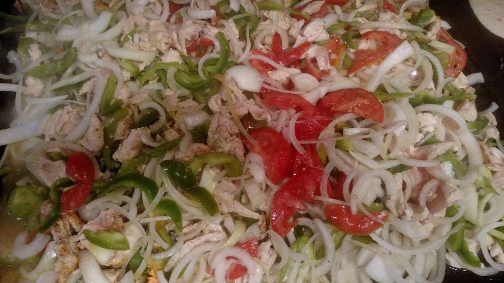 La Mesa | restaurant | 9853 Johnnycake Ridge Rd #16, Mentor, OH 44060, USA | 4403501331 OR +1 440-350-1331