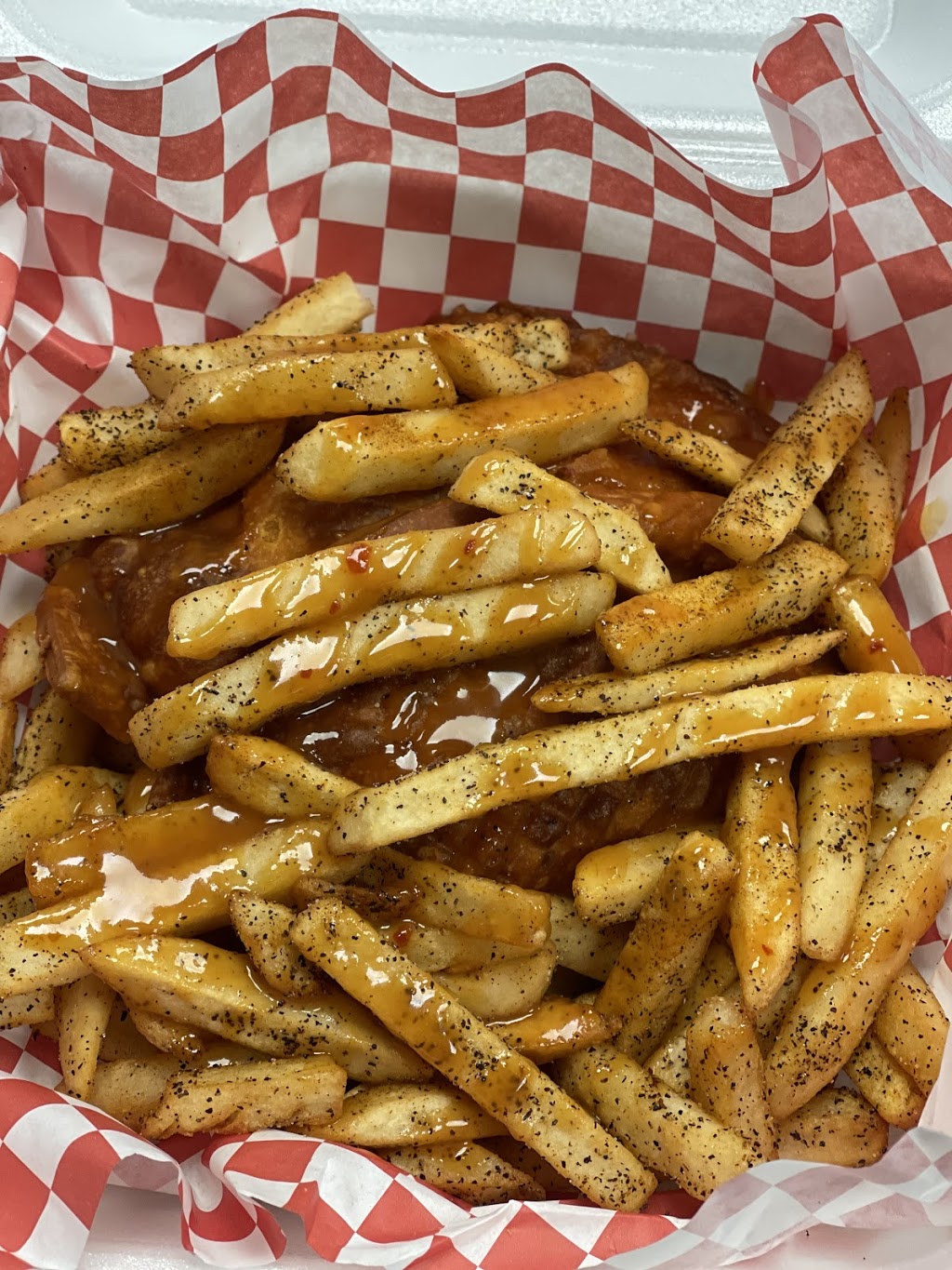 Henrys kitchen | restaurant | 519 Merchants Rd, Rochester, NY 14609, USA | 5858672434 OR +1 585-867-2434