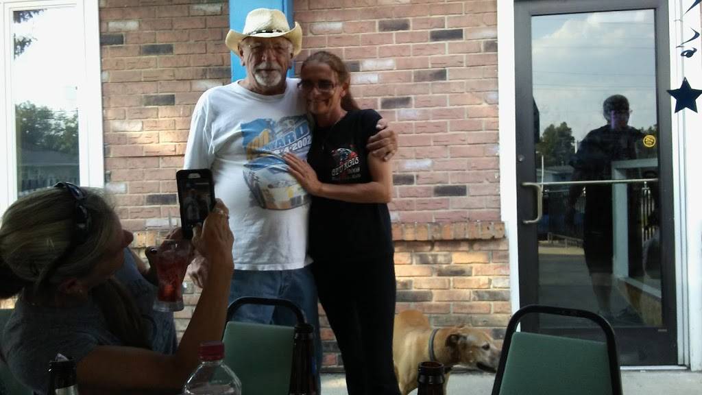 Blue Chaparral Lounge | restaurant | 5030 Southeastern Ave, Indianapolis, IN 46203, USA | 3172072292 OR +1 317-207-2292