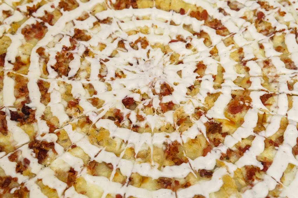 Nias Pizzeria | restaurant | 41 Kings Plaza, Oley, PA 19547, USA | 6109873676 OR +1 610-987-3676