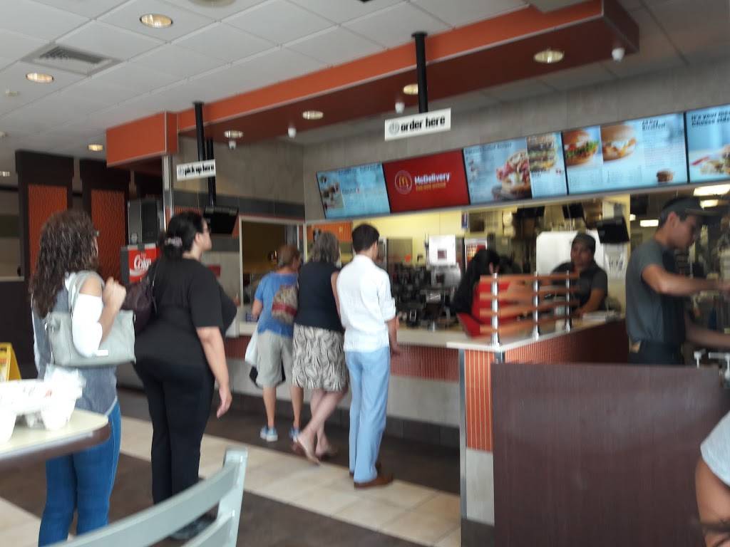 McDonalds | cafe | 2554 Central Park Ave, Yonkers, NY 10710, USA | 9146527247 OR +1 914-652-7247