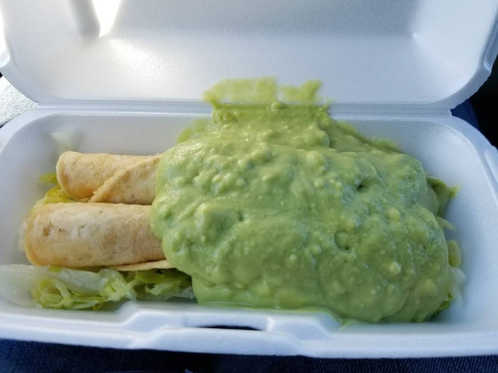 Campos | restaurant | 2149 Tapo St, Simi Valley, CA 93063, USA | 8055228590 OR +1 805-522-8590