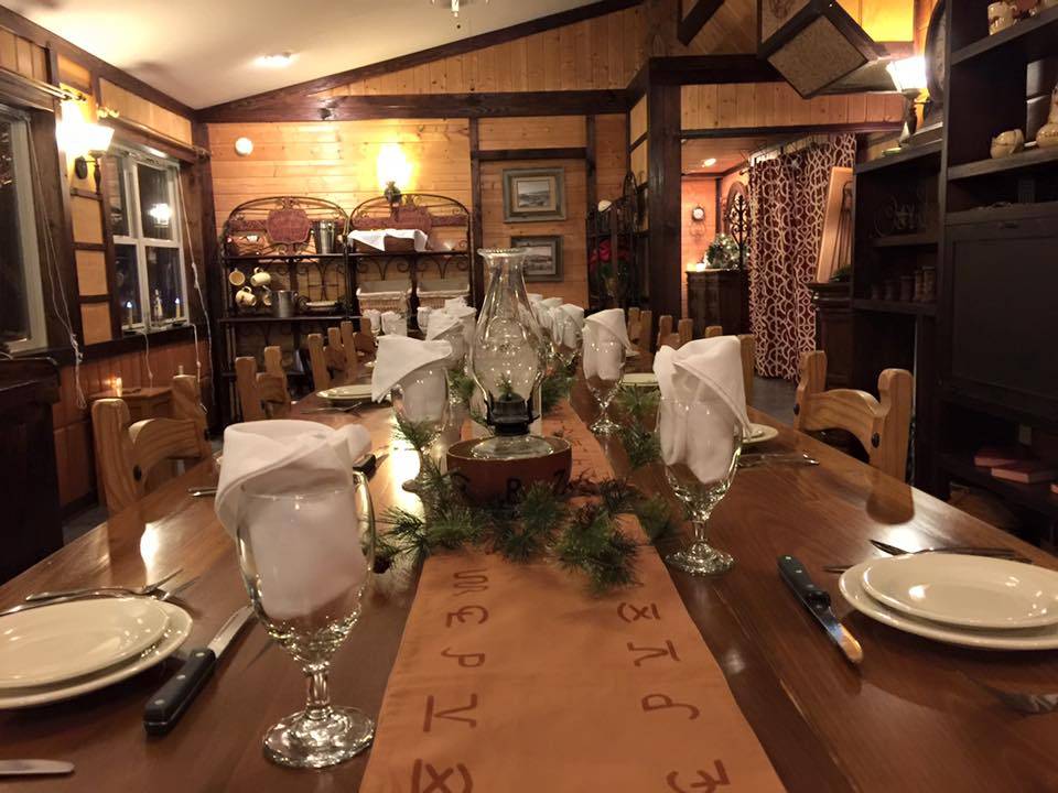 Wildwood Inn | bakery | 3636 Pickett Park Hwy, Jamestown, TN 38556, USA | 9318799454 OR +1 931-879-9454