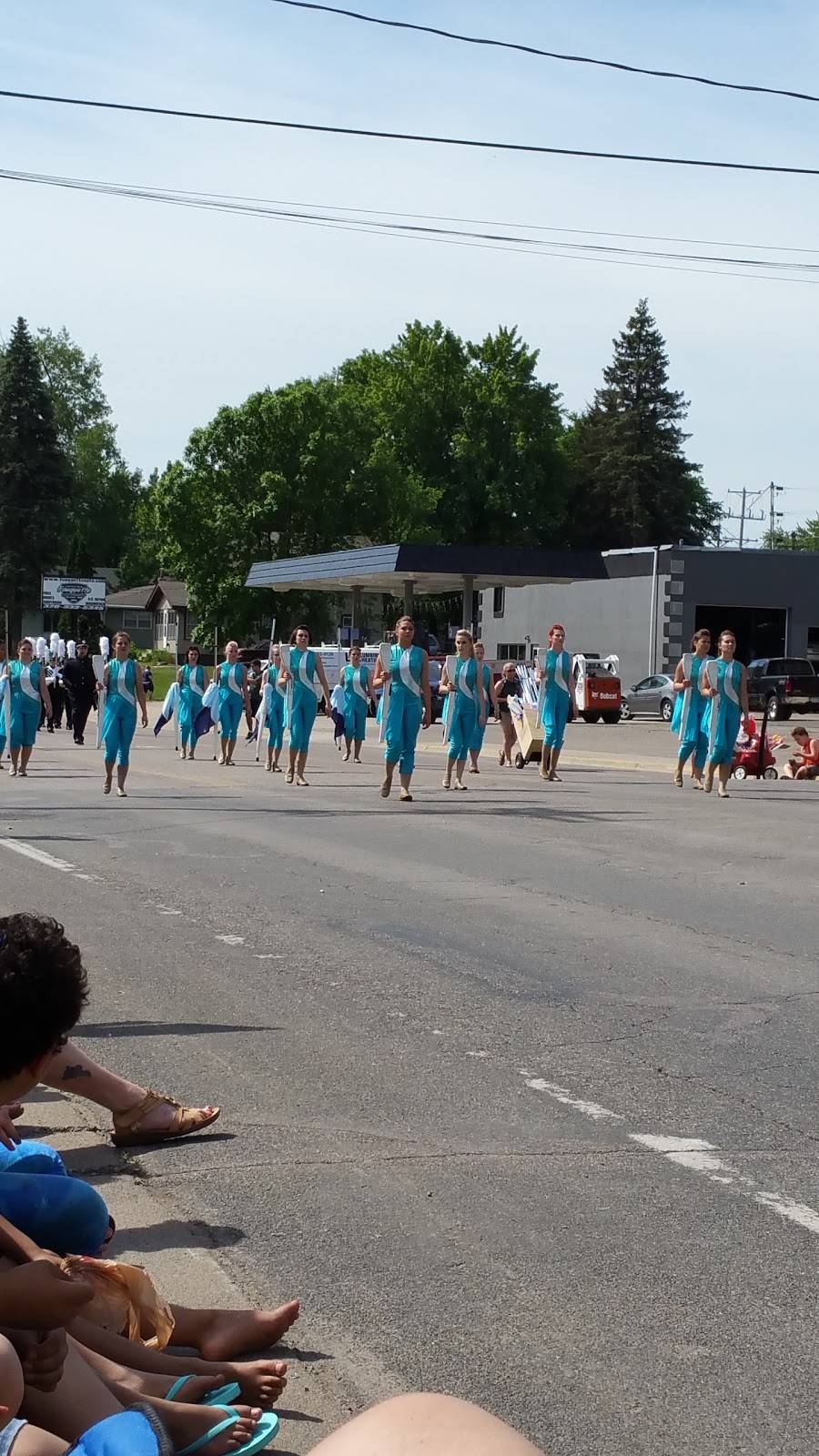 Marnantelis Pizza | meal delivery | 3 Riverside Ave S, Sartell, MN 56377, USA | 3202551885 OR +1 320-255-1885