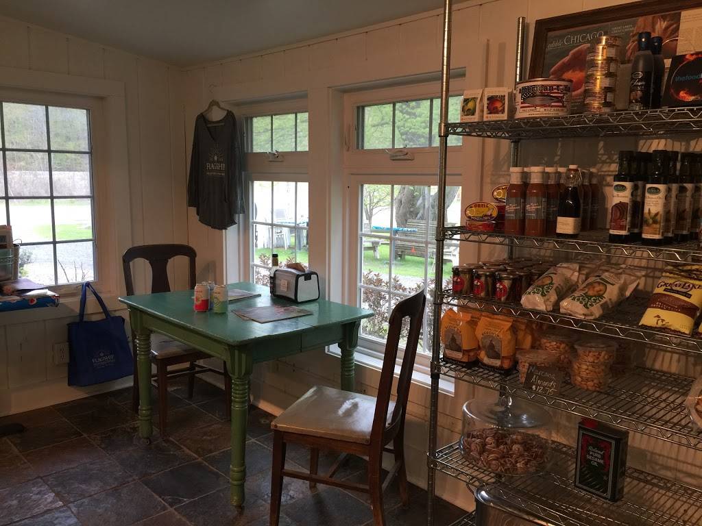 FLAGSHIP Specialty Foods & Fish Market | restaurant | 14939 Red Arrow Hwy, Lakeside, MI 49116, USA | 2692315432 OR +1 269-231-5432