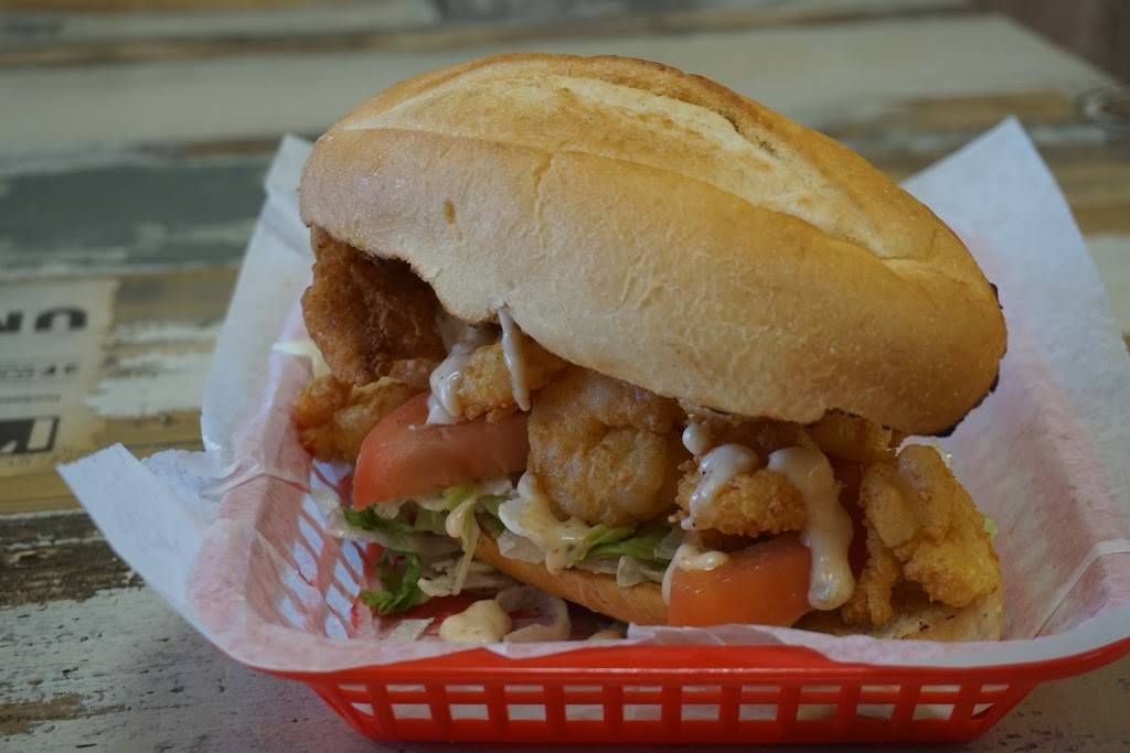 42 Fry Greenville | restaurant | 3109 E 10th St Suite A, Greenville, NC 27858, USA | 2527516436 OR +1 252-751-6436