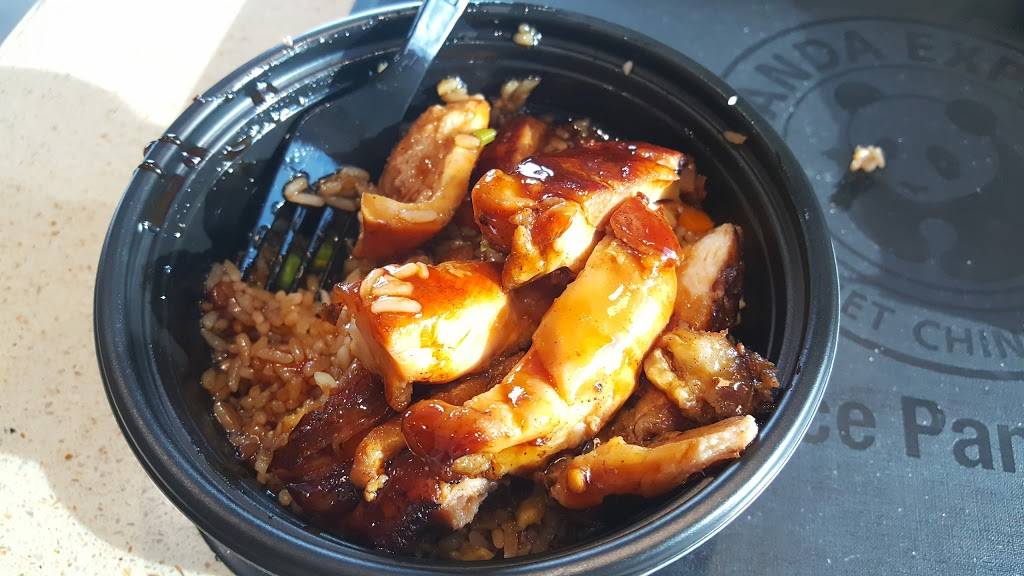 Panda Express | meal takeaway | 2949 W Addison St, Chicago, IL 60618, USA | 7732671839 OR +1 773-267-1839