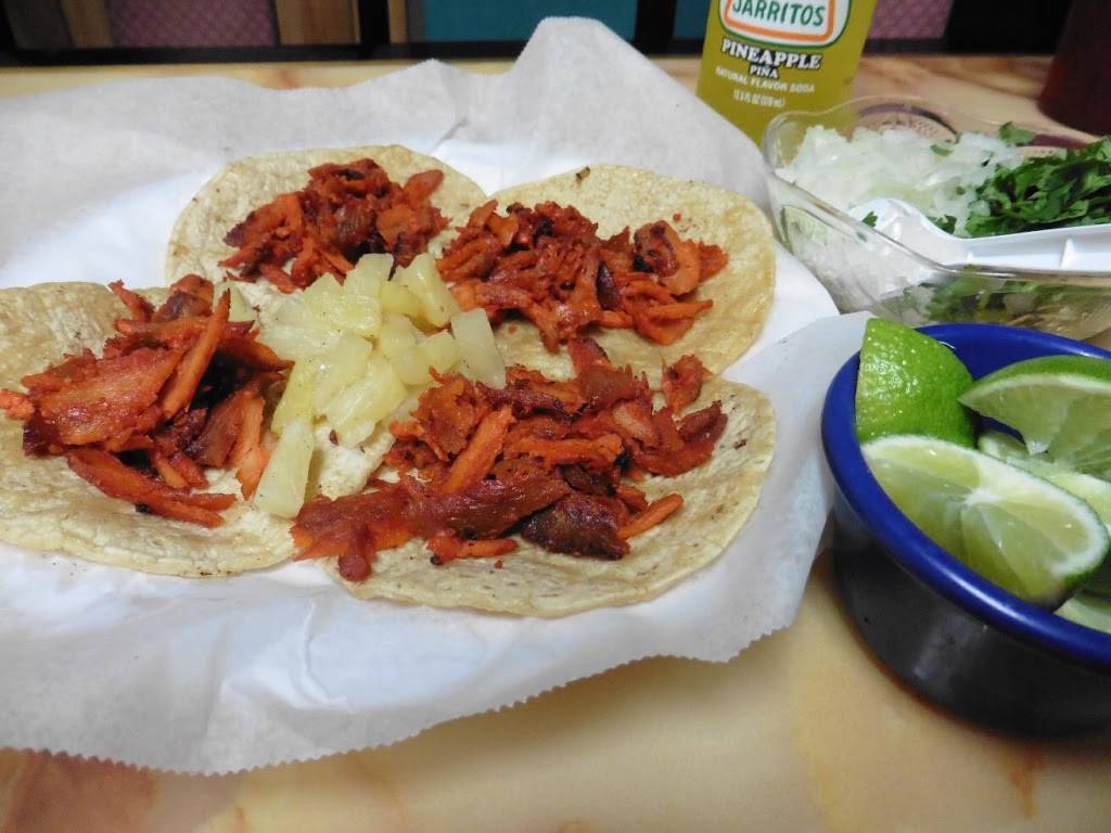 Tacos El Regio | restaurant | 5014 W Davis St, Dallas, TX 75211, USA | 2143390630 OR +1 214-339-0630