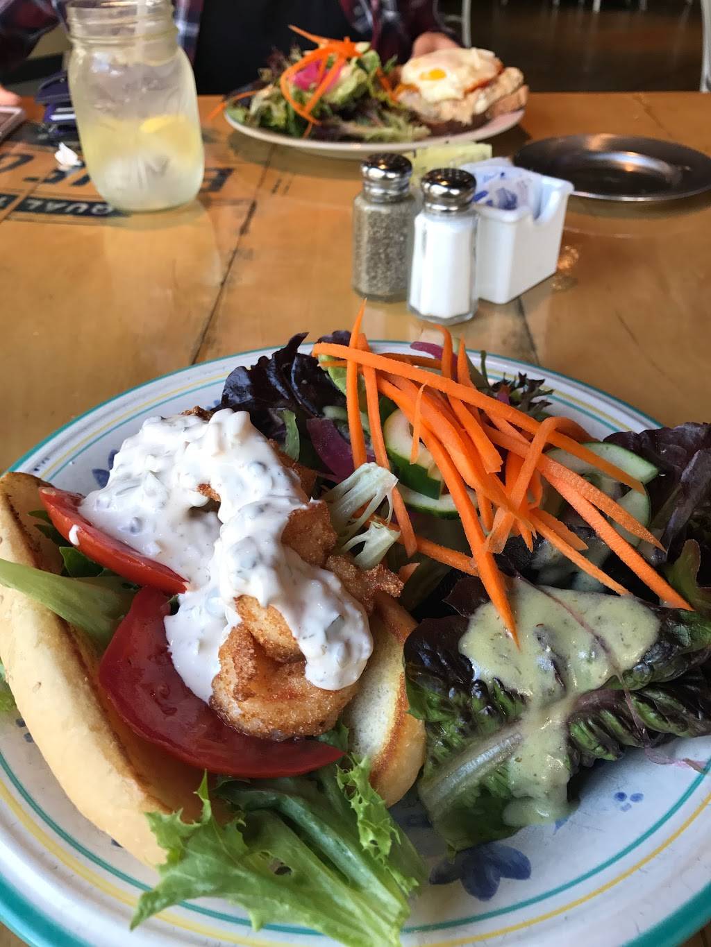 Blue Gill Quality Food | restaurant | 1310 SW 13th St, Gainesville, FL 32608, USA | 3528725181 OR +1 352-872-5181