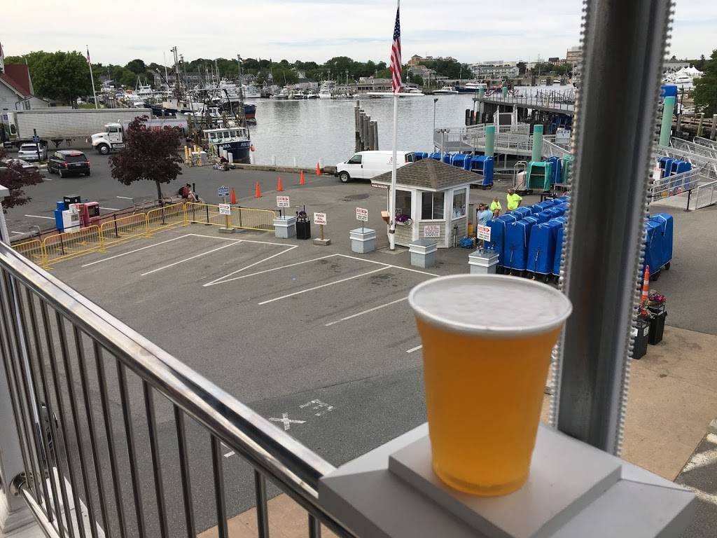 Raw Bar On Ocean Street | restaurant | 230 Ocean St, Hyannis, MA 02601, USA | 5087758800 OR +1 508-775-8800