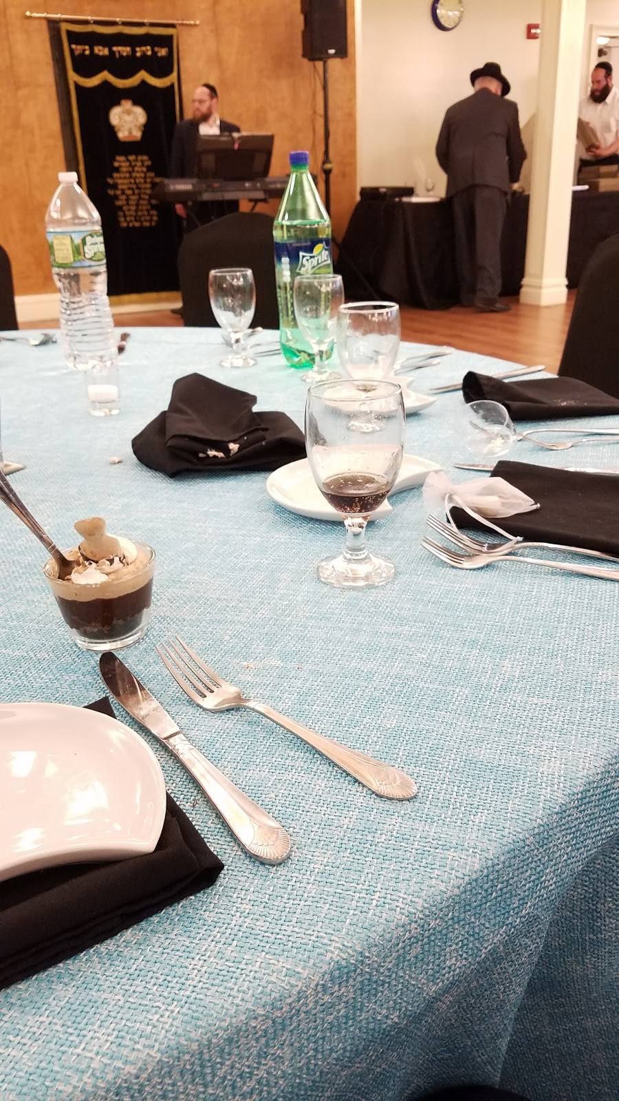 Mountain Top Steakhouse | restaurant | 54 Chesters Rd, Woodbourne, NY 12788, USA | 8454345124 OR +1 845-434-5124