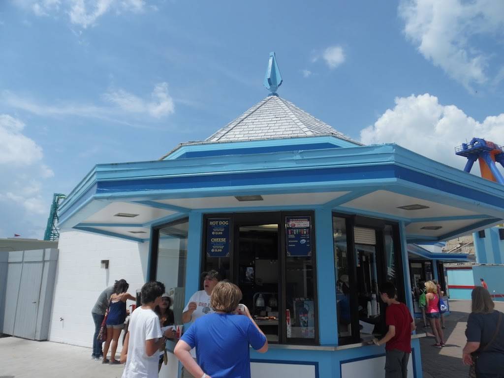 Lakeside Express | restaurant | 1870 Cedar Point Blvd, Sandusky, OH 44870, USA | 4196272350 OR +1 419-627-2350