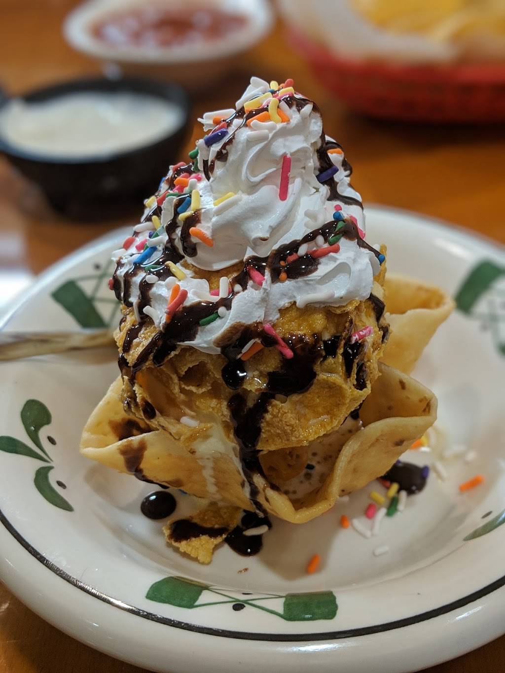 Los Gallos Mexican Grill | restaurant | 2700 W Ridge Rd, Rochester, NY 14626, USA | 5852277718 OR +1 585-227-7718