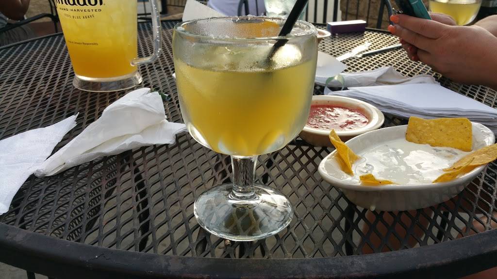 La Fiesta Mexican Restaurant | restaurant | 5370 GA-92, Fairburn, GA 30213, USA | 7707743303 OR +1 770-774-3303