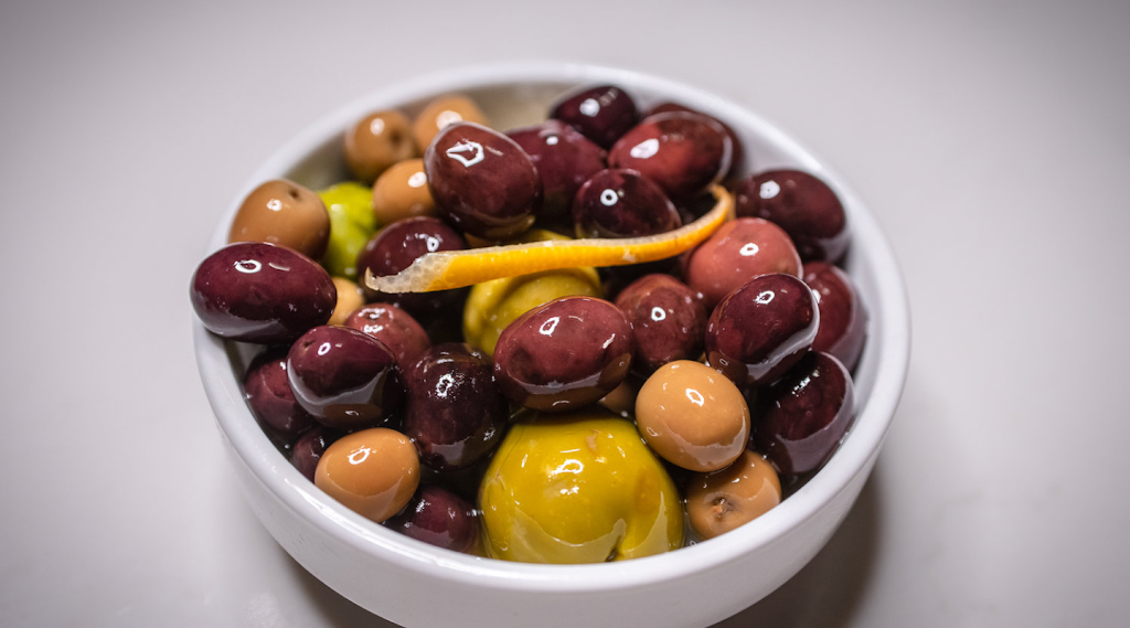 808 Maison | restaurant | 808 Geyer Ave, St. Louis, MO 63104, USA | 3145944505 OR +1 314-594-4505