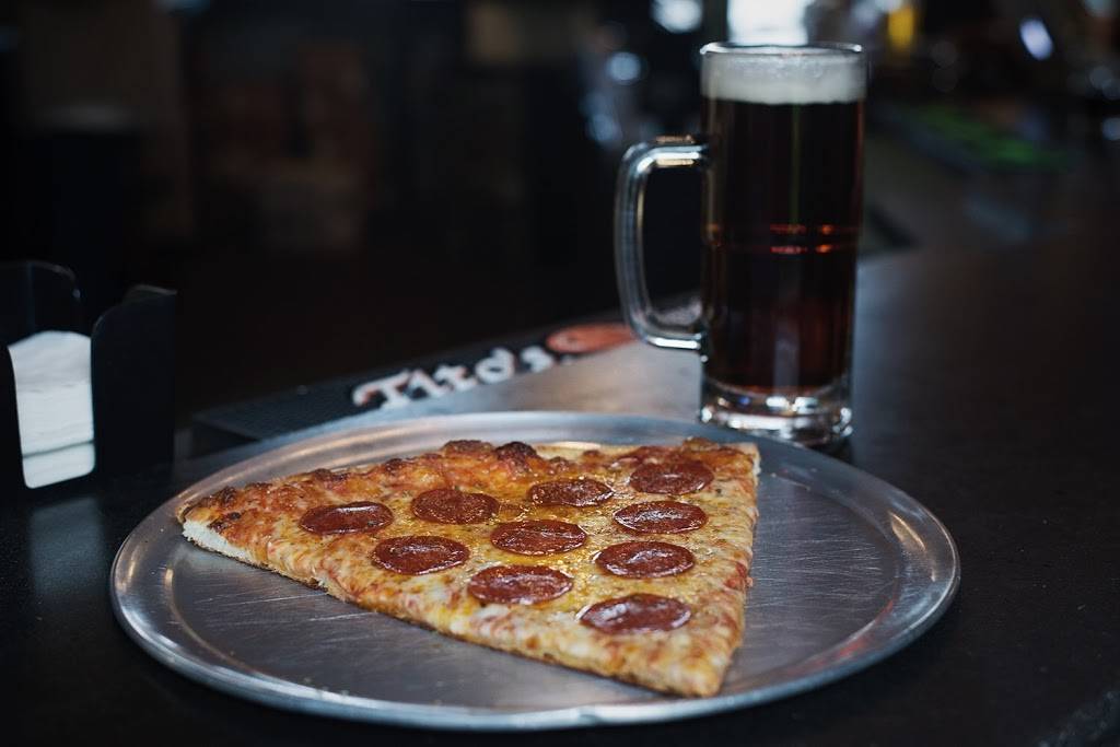 Arizona Pizza Company | restaurant | 5855 E Broadway Blvd # 114, Tucson, AZ 85711, USA | 5205140909 OR +1 520-514-0909