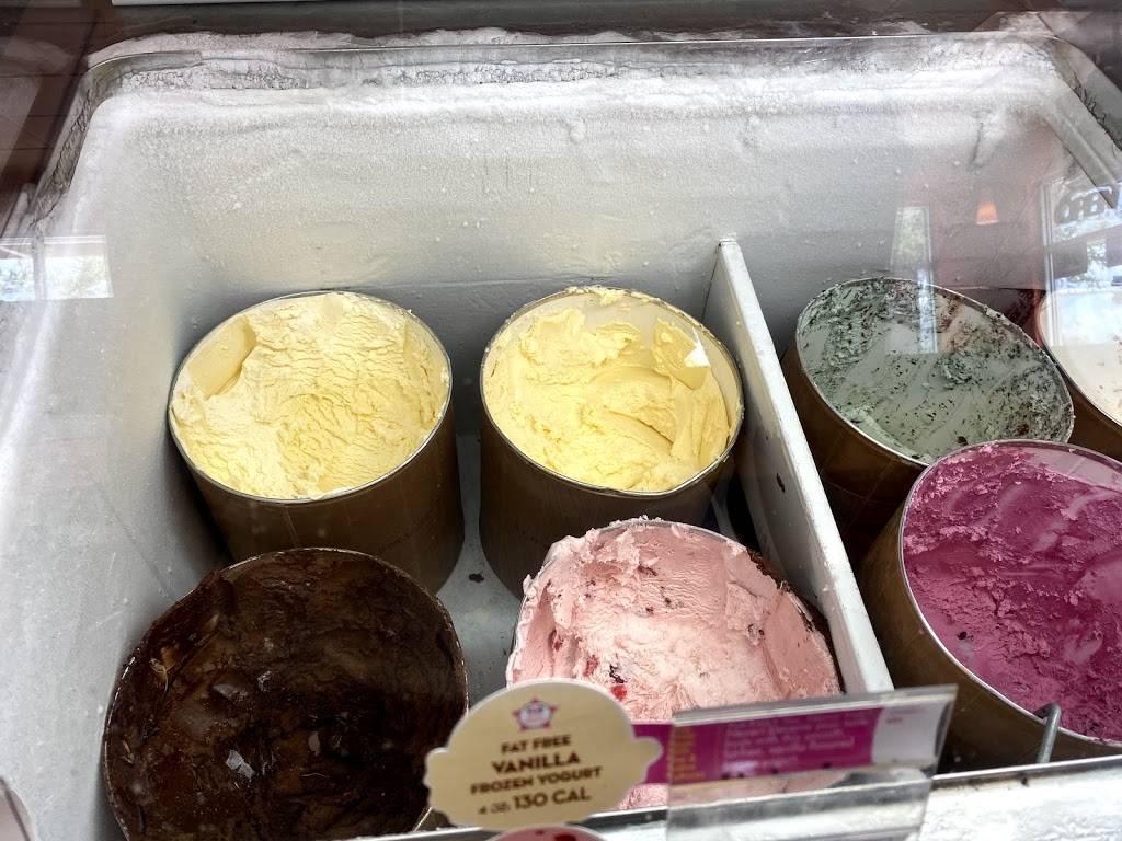 Dunkin | bakery | 2300 W Hillsborough Ave, Tampa, FL 33603, USA | 8133504048 OR +1 813-350-4048