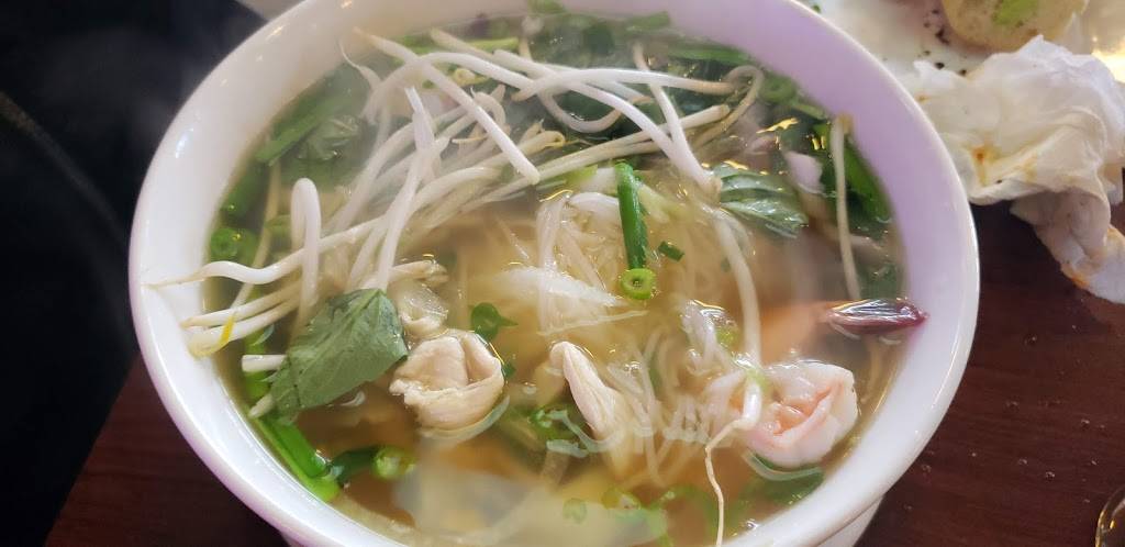 Ivy’s Pho & Grill | restaurant | 15630 Boones Ferry Rd Suite# 2, Lake Oswego, OR 97035, USA | 5036360411 OR +1 503-636-0411