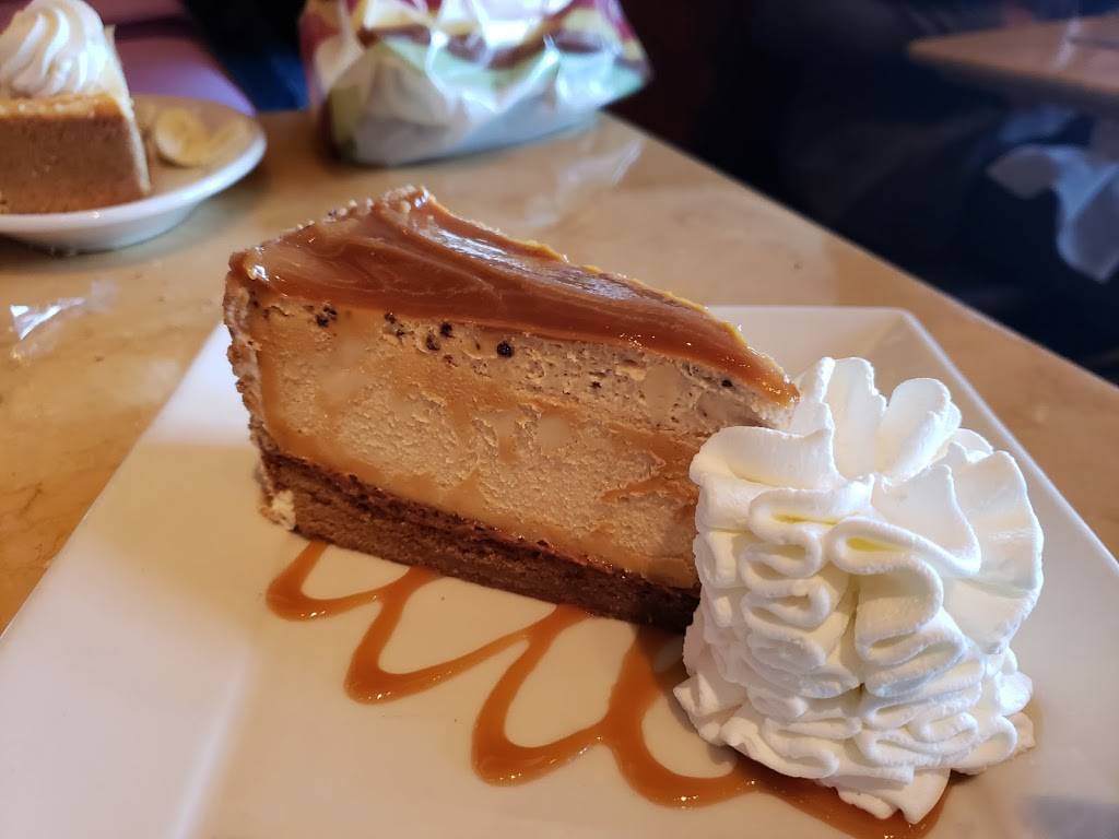 The Cheesecake Factory | restaurant | 1504 Old Country Rd, Westbury, NY 11590, USA | 5162225500 OR +1 516-222-5500