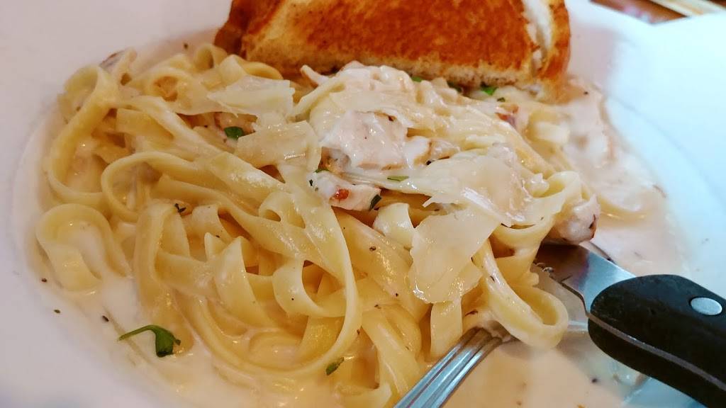 The Wild Hare Saloon & Cafe | restaurant | 1656 S Beavercreek Rd, Oregon City, OR 97045, USA | 5033037963 OR +1 503-303-7963