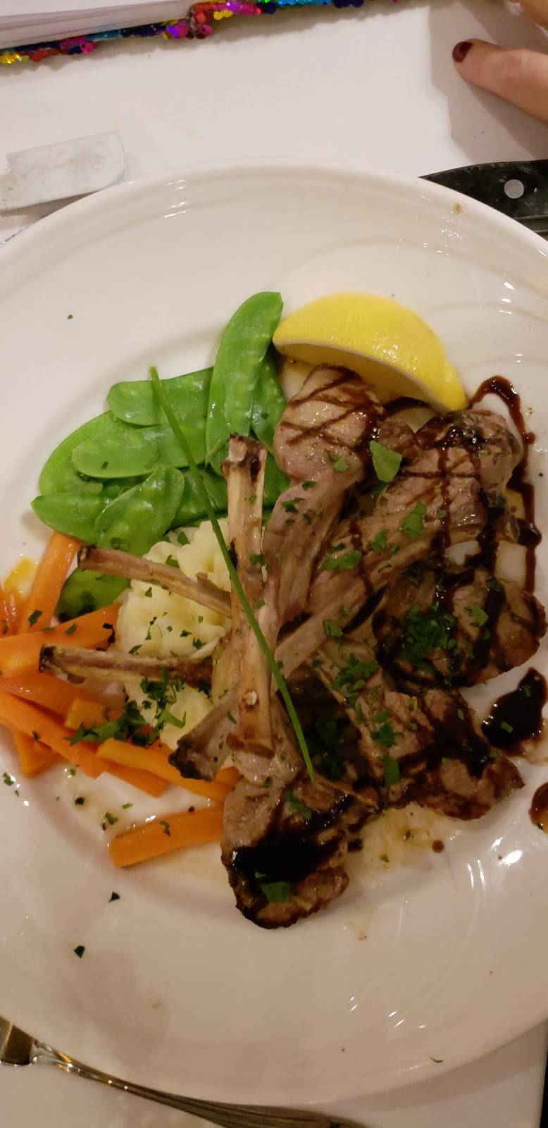 La Serenata Restaurant | restaurant | 53 Boulevard Brunswick, Dollard-des-Ormeaux, QC H9B 1P7, Canada | 5146841321 OR +1 514-684-1321